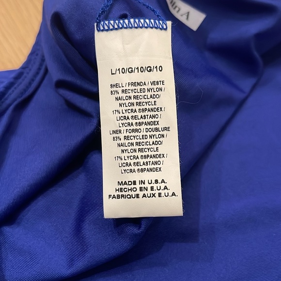 NWT Vitamin A Alia One Piece Swimsuit Cheeky Halter Blue 10 Large - Picture 10 of 11